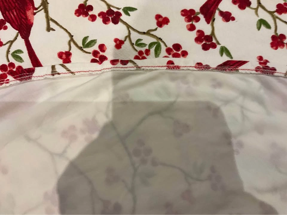 Tablecloth Vintage Red Cardinals Round 53” - photo 4