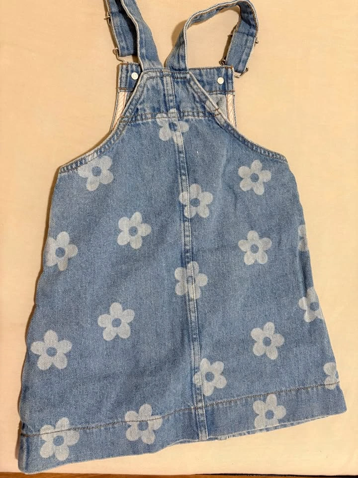 Pre-Loved Girls Daisy Denim Overall Dress | Size 5-6 - photo 2