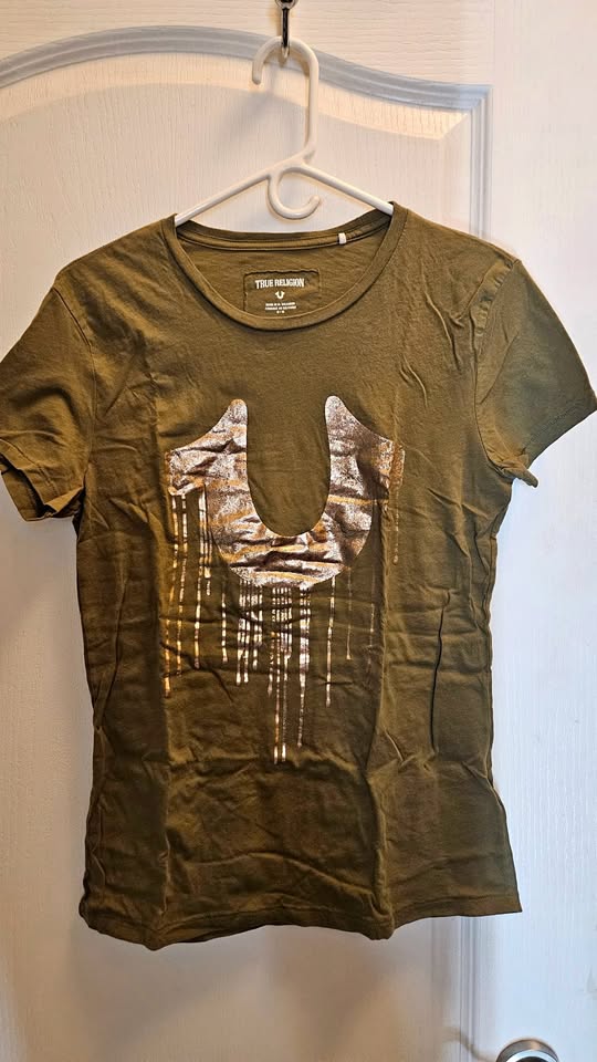 BNWOT True Religion Logo T Shirt