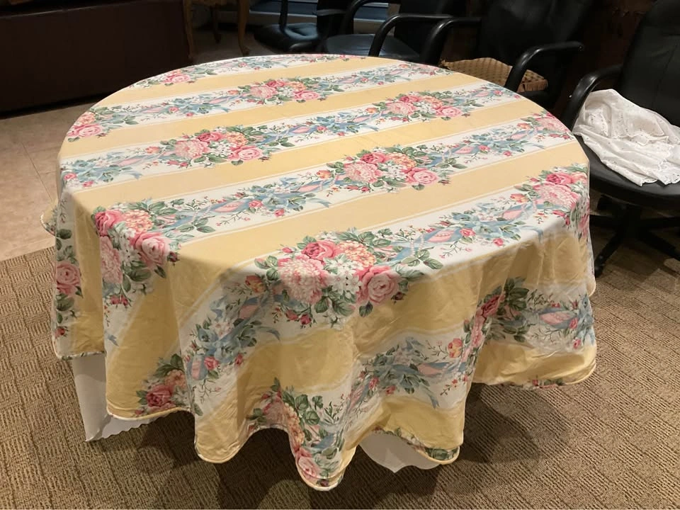 Tablecloth Vintage Croscill Princess Pattern 86 “ Round - photo 3