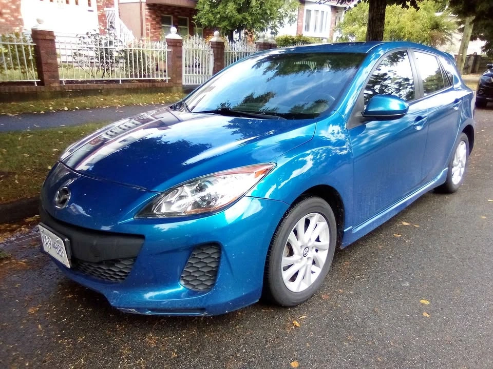 2013 Mazda Mazda3 - photo 2