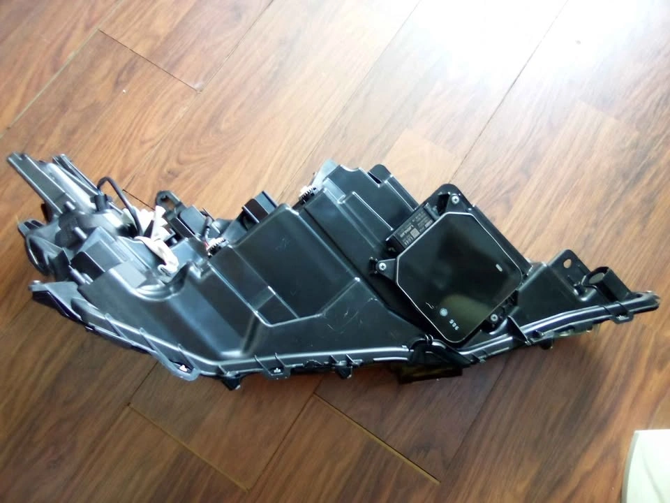 2019 Lexus 350Z headlight - photo 3