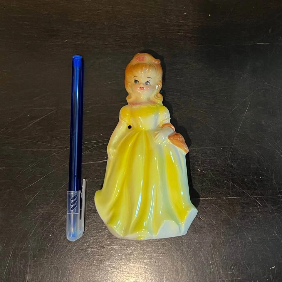Vintage 1950’s Ceramic Figurine Lady in Yellow Dress / Japan - photo 2