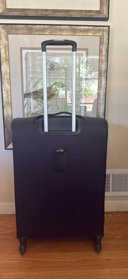 Black Samsonite Suitcase - photo 5