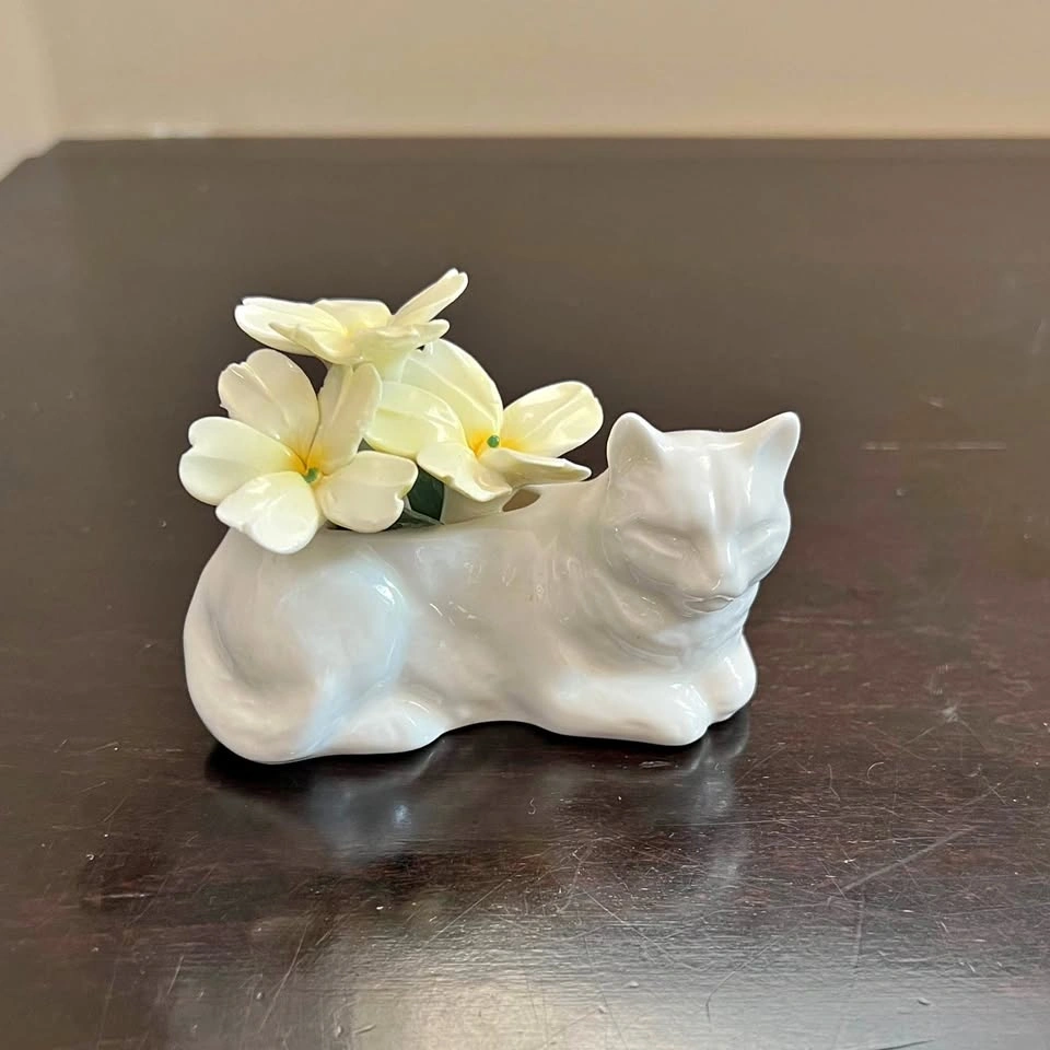 Vintage Fine Bone China Crown Staffordshire Cat Figurine