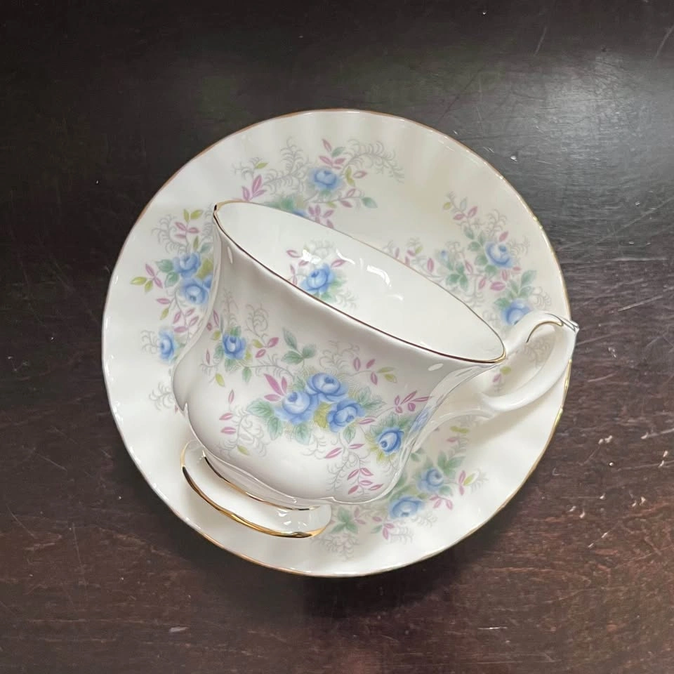 Royal Albert Blue Blossom Bone China Cup and Saucer Set - photo 3