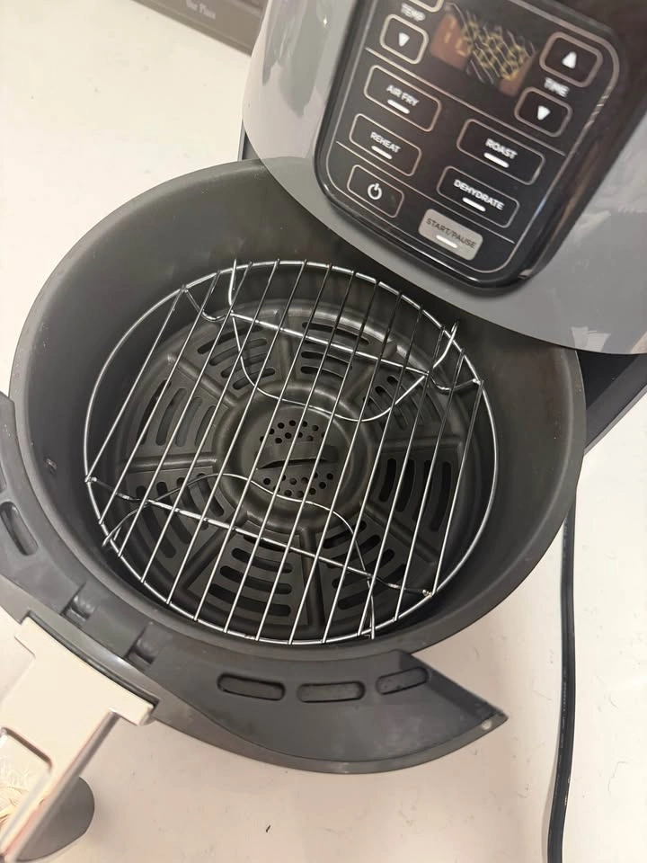 Ninja Air Fryer - photo 2