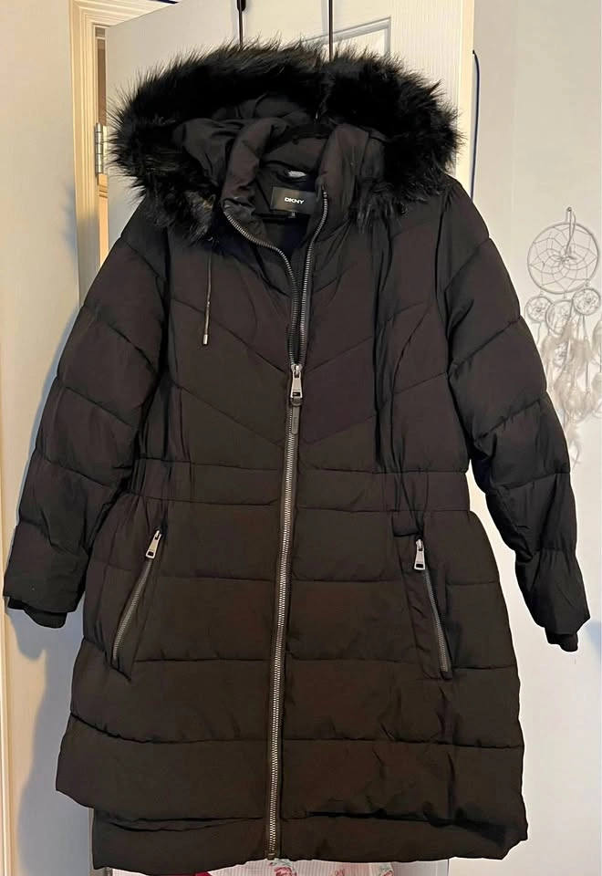 Hooded Puffer Winter Coat Size 1X Excellent Condition