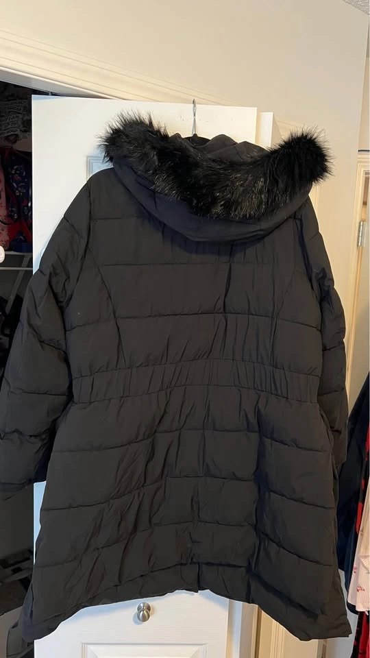 Hooded Puffer Winter Coat Size 1X Excellent Condition - photo 2