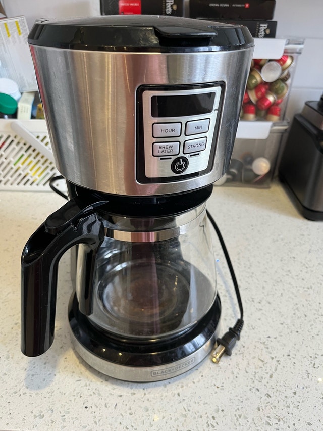 Black Decker coffee maker 12 cups