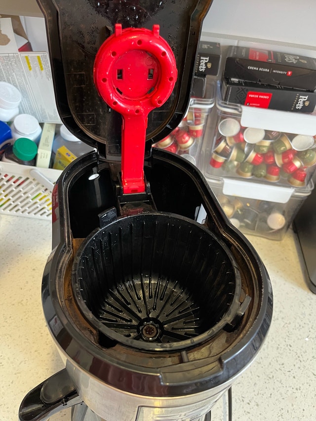 Black Decker coffee maker 12 cups - photo 3