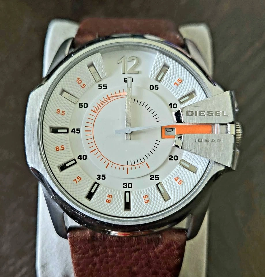 Diesel DZ1668 Master Chief Watch – White Dial & Brown Leather