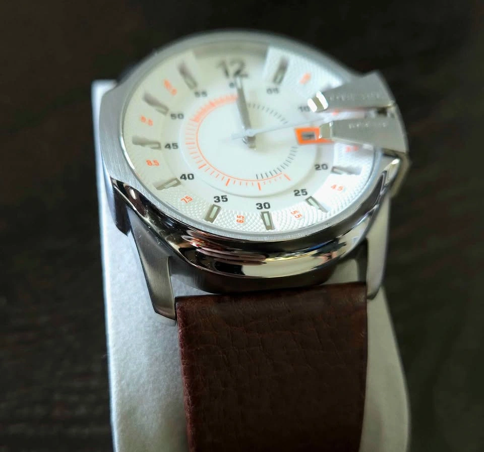 Diesel DZ1668 Master Chief Watch – White Dial & Brown Leather - photo 5
