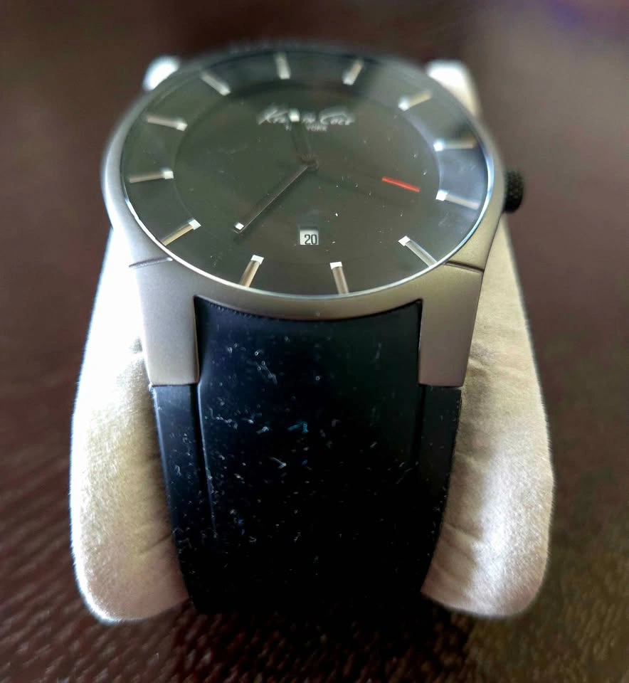 Kenneth Cole NY KC1557 Watch – Super Sleek – Black Polyurethane - photo 5