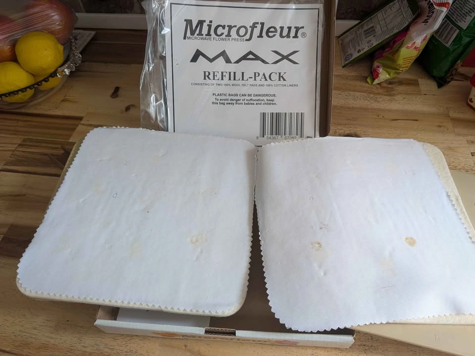 Microfleur MAX Microwave Flower Press – Like New - photo 3