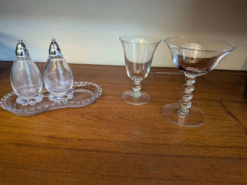Vintage 1930s Stemware Set - photo 3