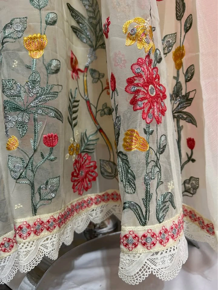 Chiffon maxi dresses / Formal wear - photo 5