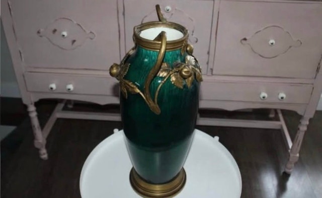 Antique Original French Sèvres Vase - photo 3