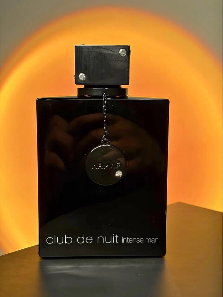 Club DE Nuit intense man