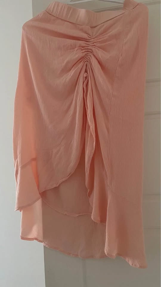 NWOT coral peach ruched two piece - photo 5