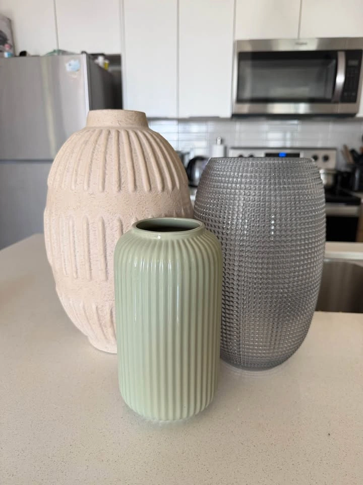 Set of 3 Decorative Vases - photo 3