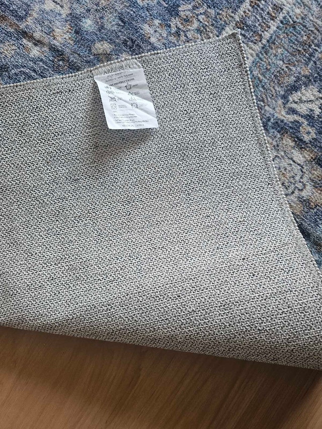 Soft Patterned Rug/Carpet - photo 2