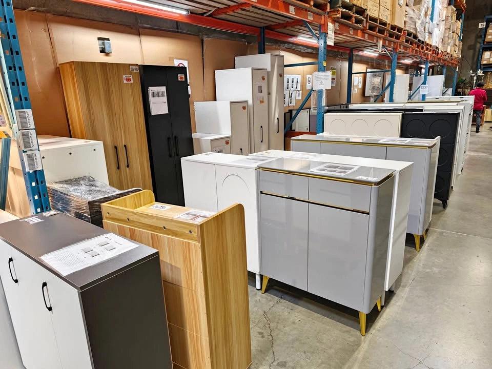 Posting #C1789 different sizes shoe cabinet