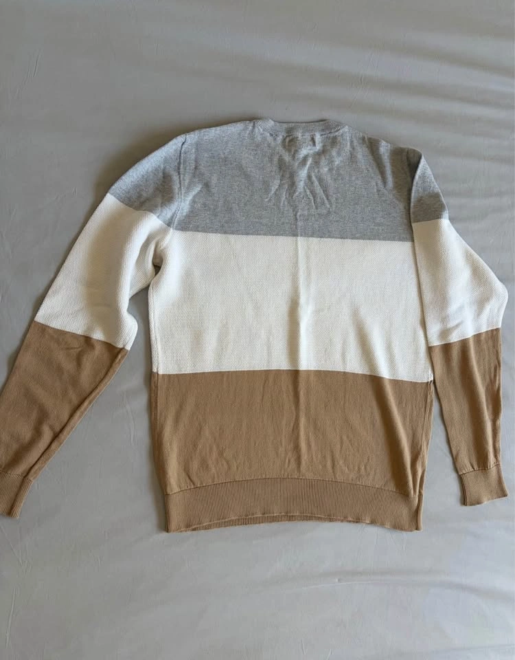 Men's Old Money Style, Colorblock Crewneck Knit Sweater - Size M - photo 2