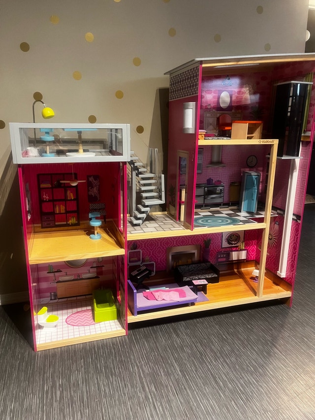 KidKraft Dollhouse