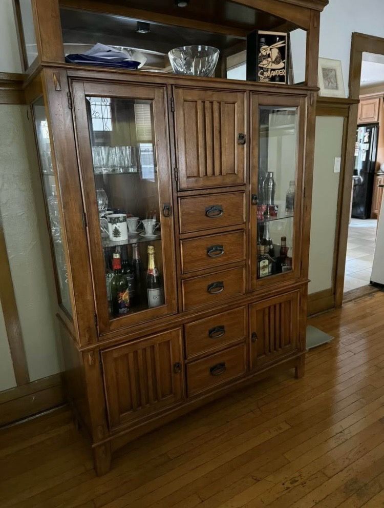 Wood Cabinet & Table Set W/ Chairs - photo 4
