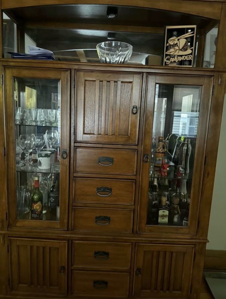Wood Cabinet & Table Set W/ Chairs - photo 5