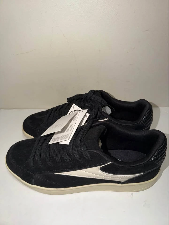 New Zara Men Shoes. Size 9 US. Firm price. - photo 2