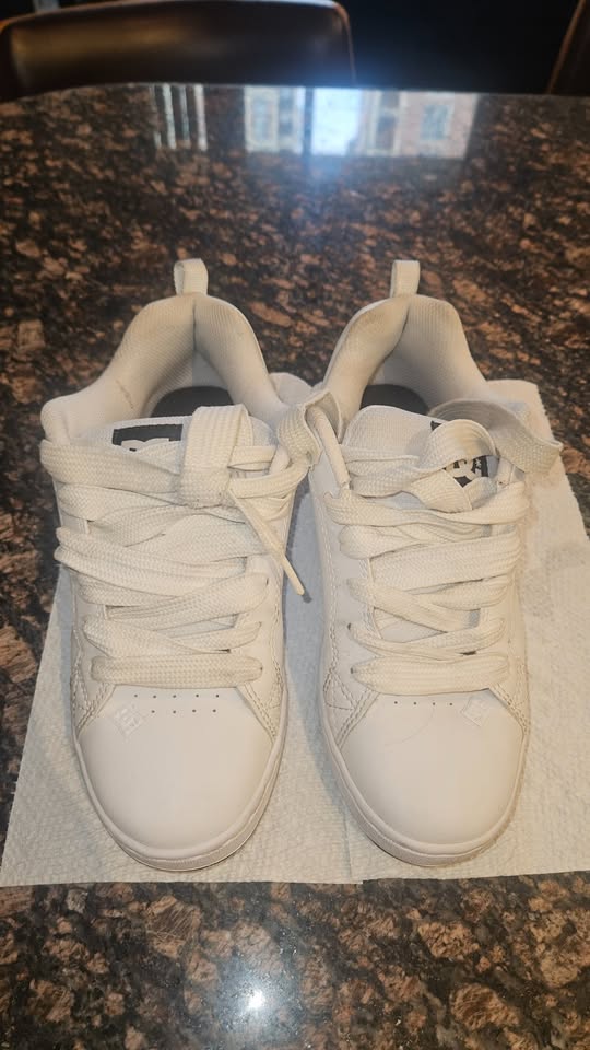 DC logo shoes Cheetah print white - 7.5 - photo 3