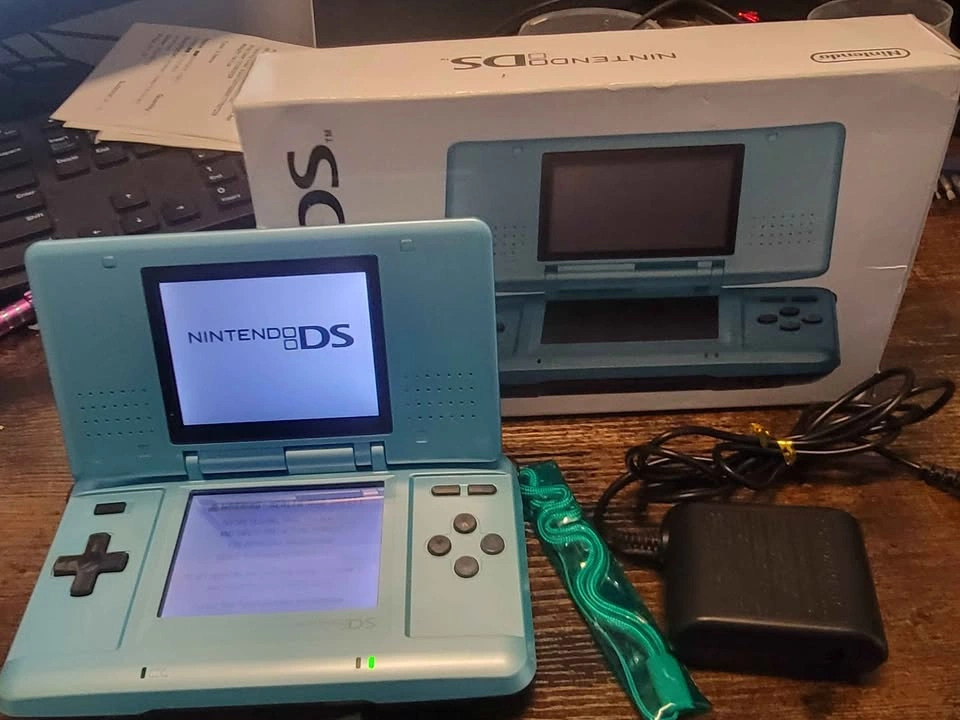 Nintendo DS OG Sky Blue - photo 2
