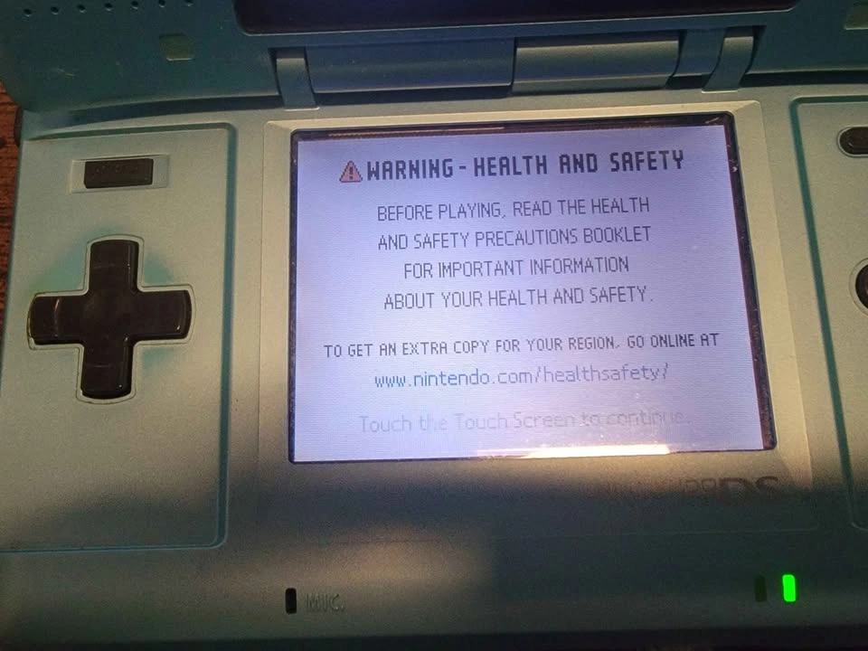Nintendo DS OG Sky Blue - photo 4
