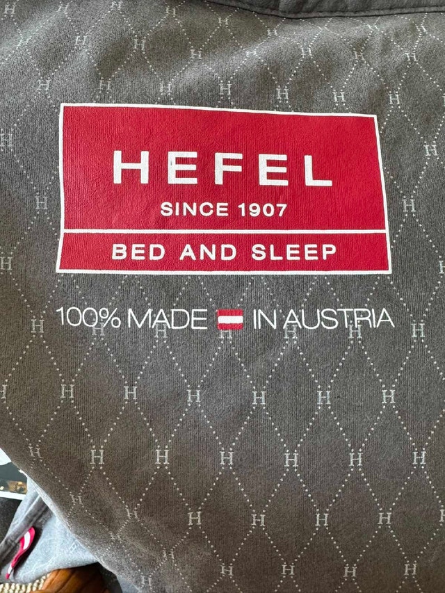 HEFEL Gold Down Medium King Pillow – 100% White Goose Down