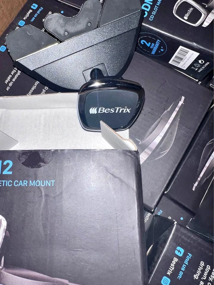 BesTrix CDM 12 CD Slot Magnetic Car Mount