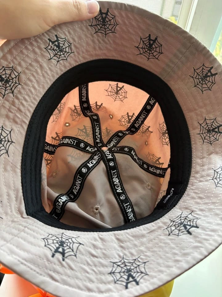 2 Hundred% bucket hats - photo 5