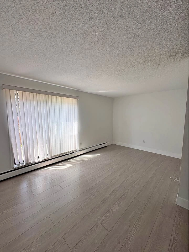 2 Beds 1 Bath - Apartment