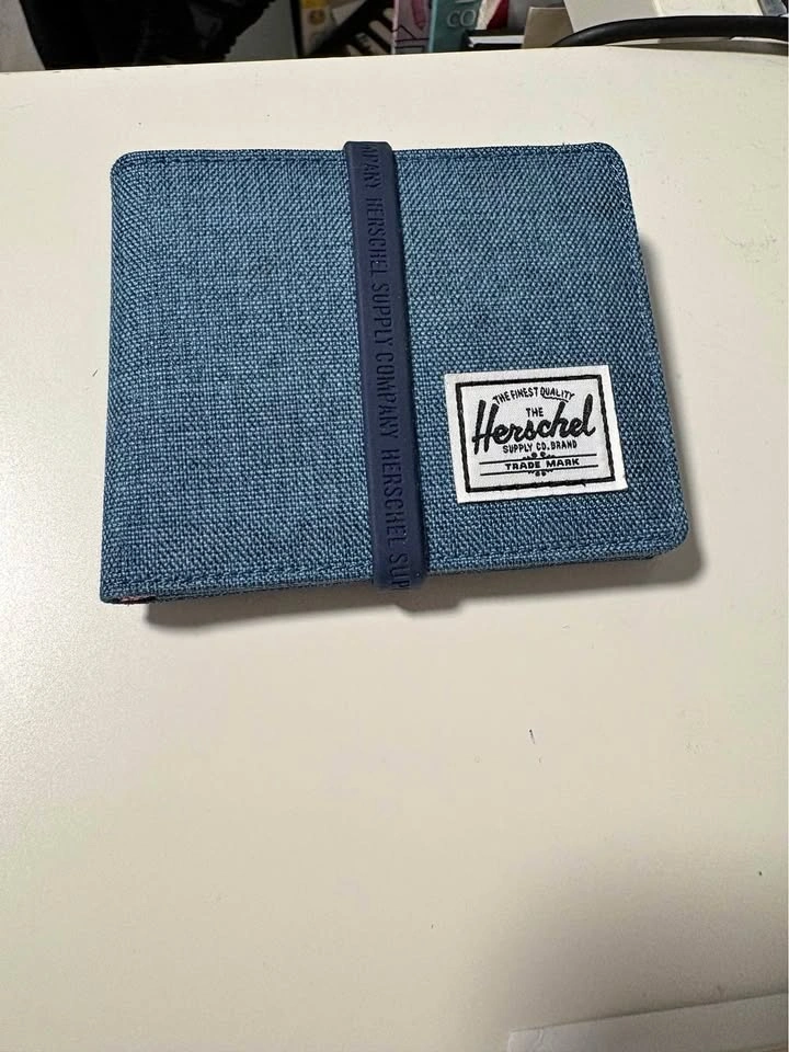 Herschel Roy Coin Wallet