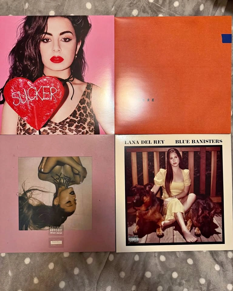⭐️VINYL FOR SALE⭐️