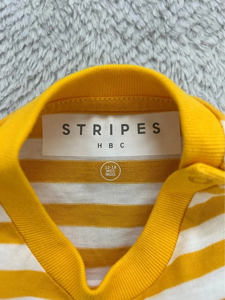HBC Stripes Baby Top – 12–18M (NWT) - photo 2