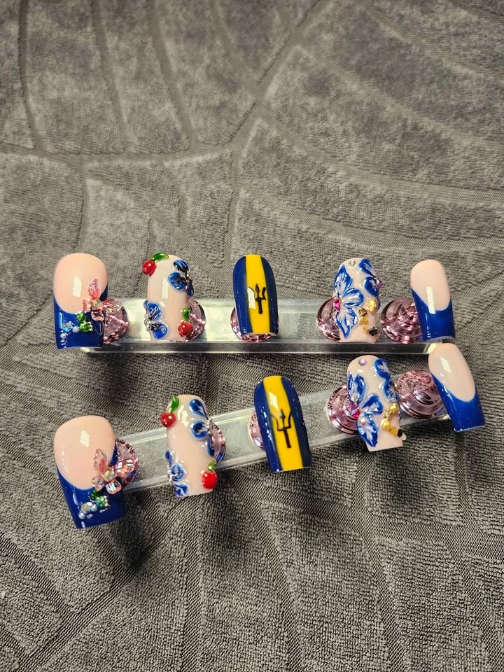 Barbados Flag Press-On Nails | Handmade Reusable Nails - photo 2