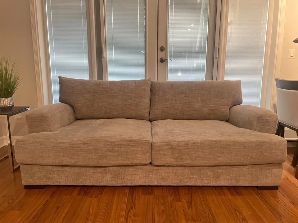 Sofa in excellent condition