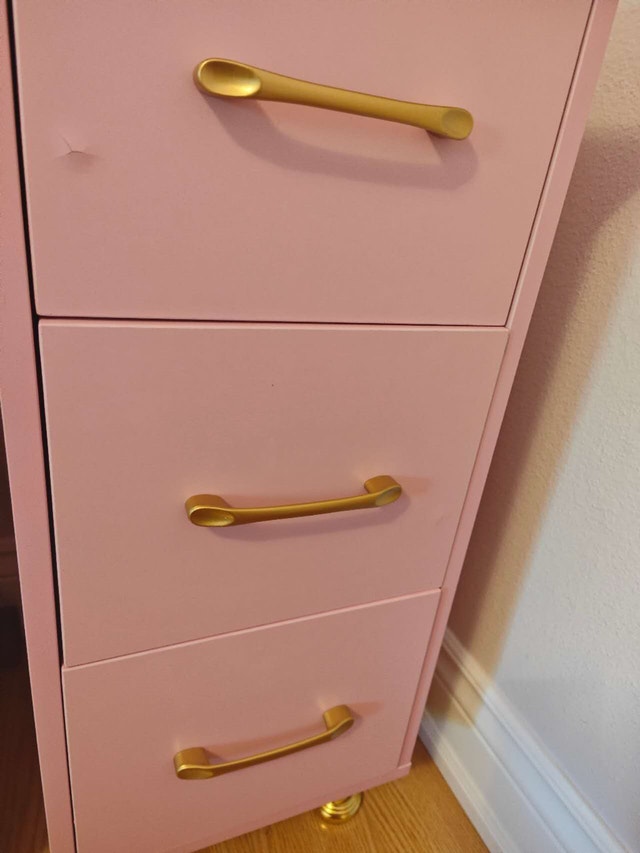 manicure table - photo 2