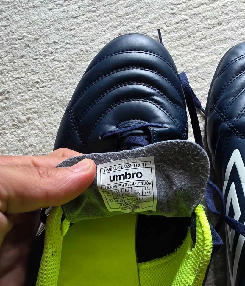 Umbro Classico Turf Soccer Shoes – Size 11.5 US - photo 3