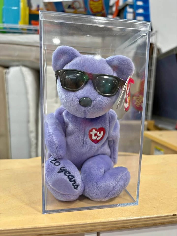 Ty Beanie Babies 20th Anniversary Bear with Sunglasses
