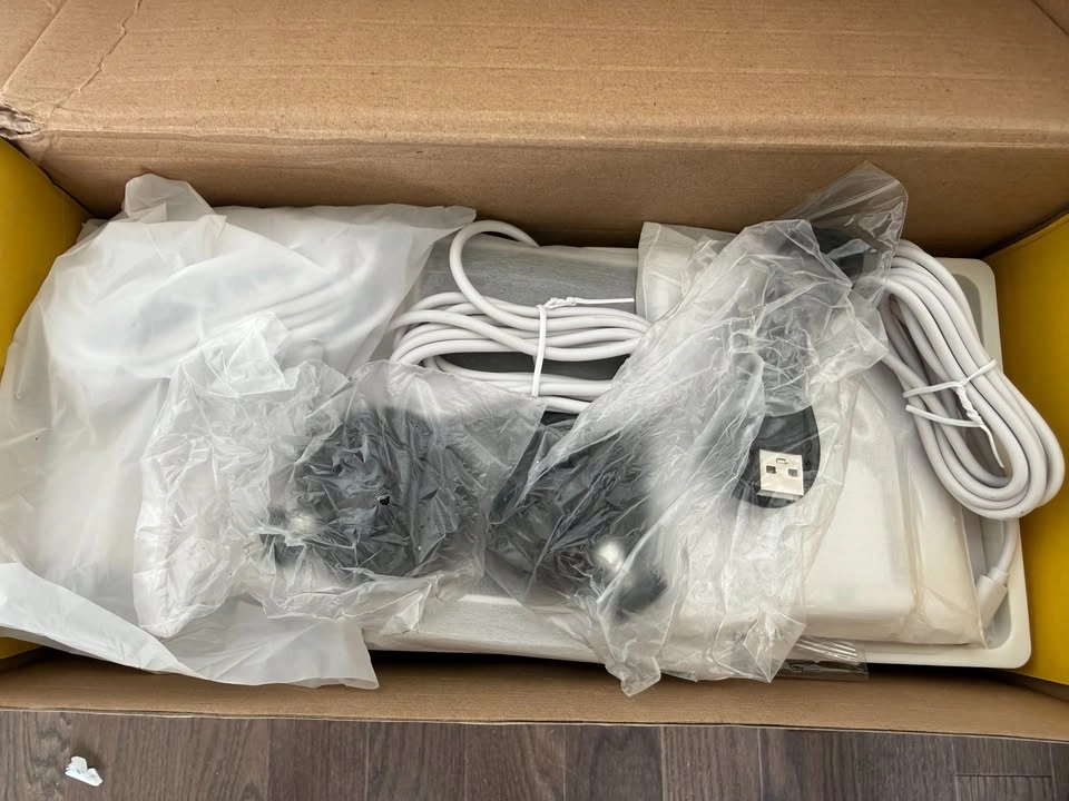 Wireless Security Camera Kit - 4 Cameras + 4 Solar Panels - photo 3