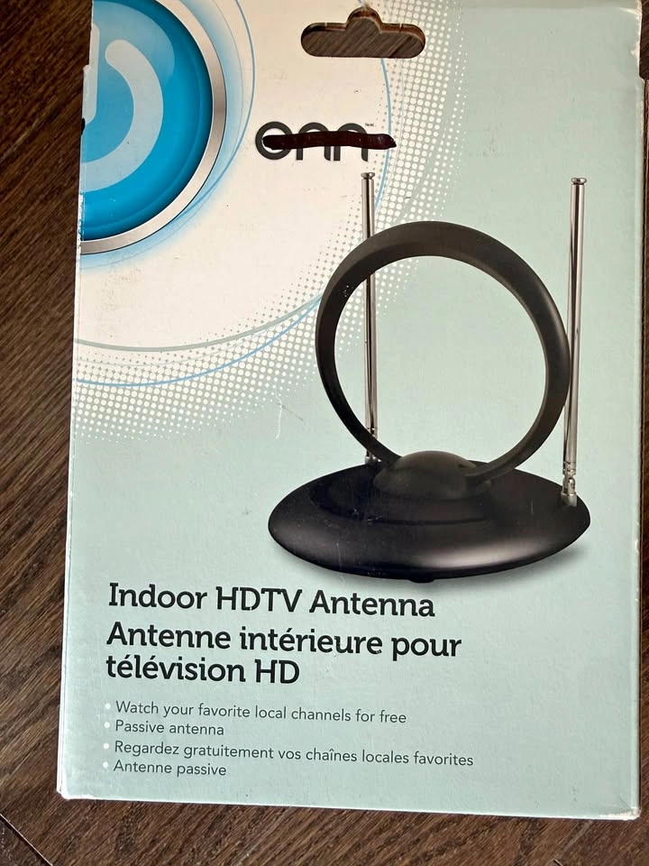 Onn Indoor HDTV Antenna - Free Local HD Channels