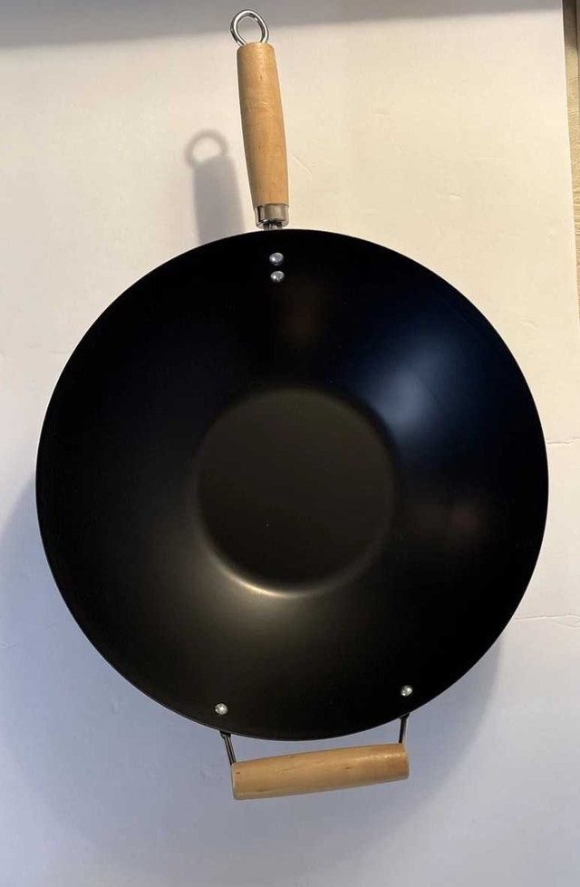 IKEA wok with wooden handles - photo 2